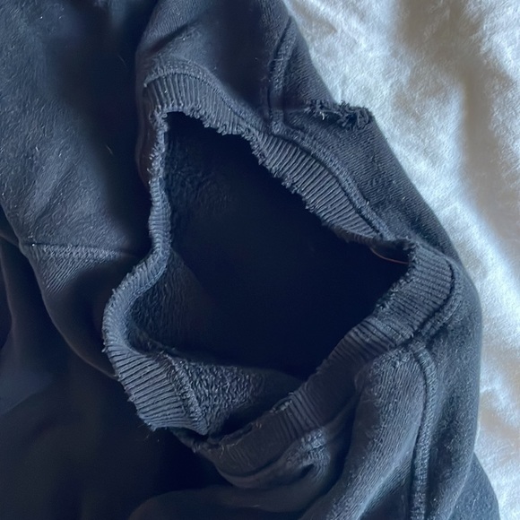 Philanthropy Cropped Sleeve Distressed Sweater - Picture 5 of 5